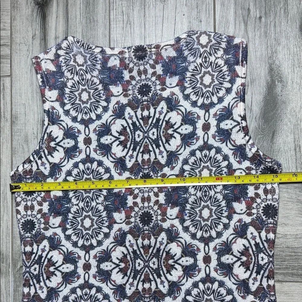 Gage Chic Sleeveless Dress - Picture 10 of 12